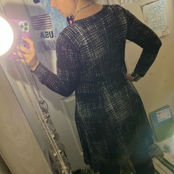 KAREN KANE BLACK GRAY WHITE PRINT LONG SLEEVE DRESS COMFORTABLE BEAUTIFUL EUC M - Picture 4 of 11
